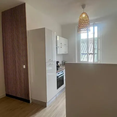 8 Couchages Proche Vieux Port Appartement *